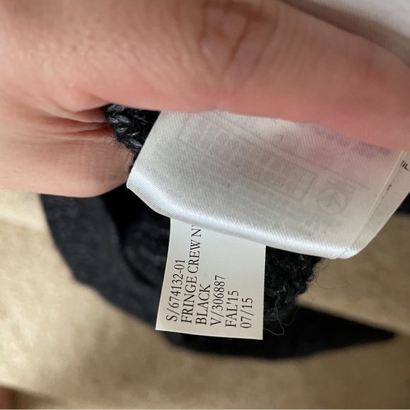 Banana Republic Wool/Alpaca Blend Marled Crew Neck Chunky Sweater with F… - Picture 4 of 5